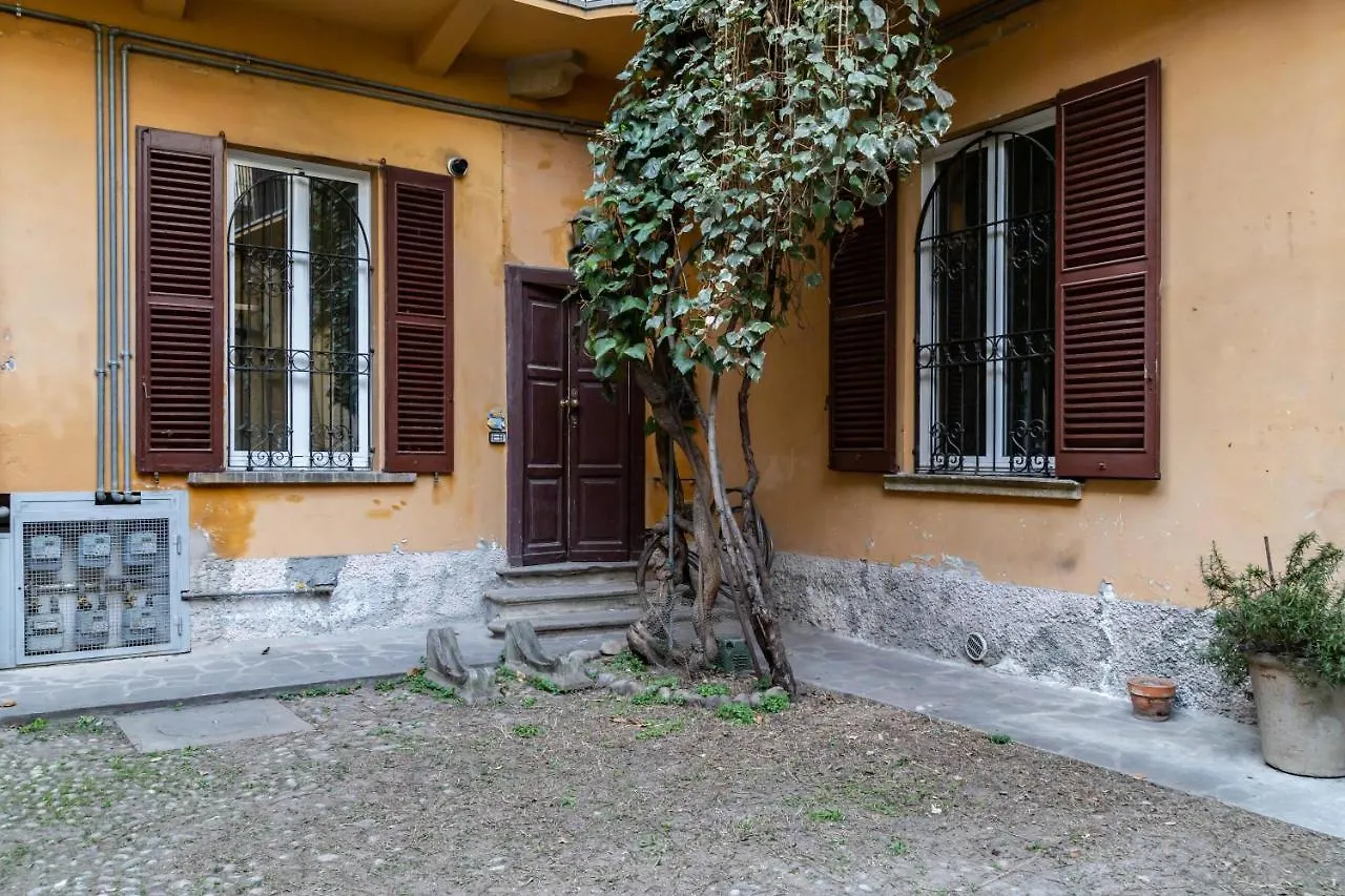 Il Falconiere - By Host4U Apartment Pavia Italy