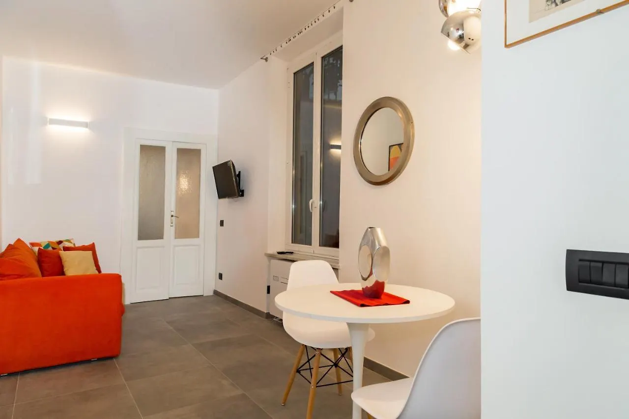 Il Falconiere - By Host4U Apartment Pavia 0*,