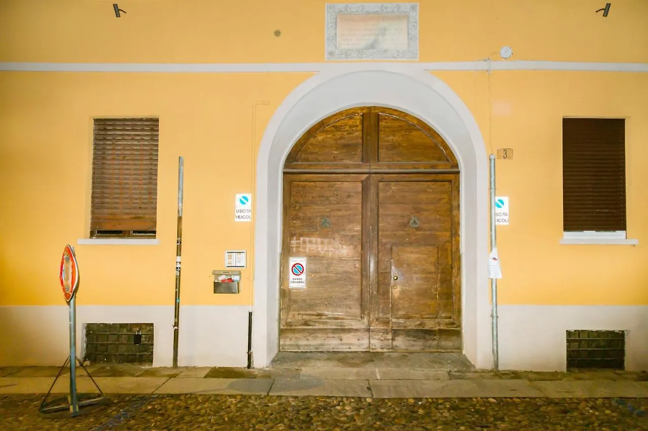 Il Falconiere - By Host4U Apartment Pavia